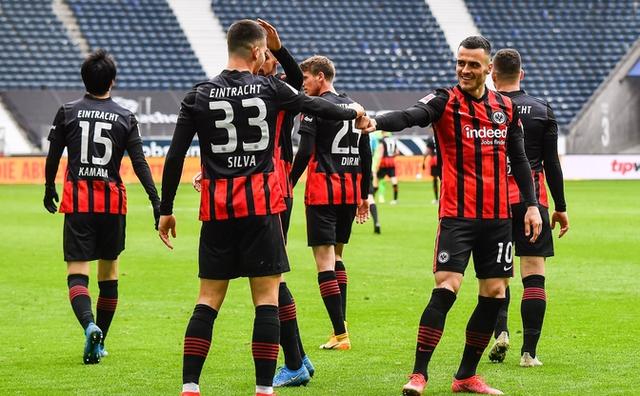 基尔主场大胜纽伦堡，取得关键三分积累士气