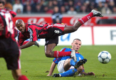 凯泽斯劳滑行战胜布雷斯特，实现连胜保持好势头的简单介绍