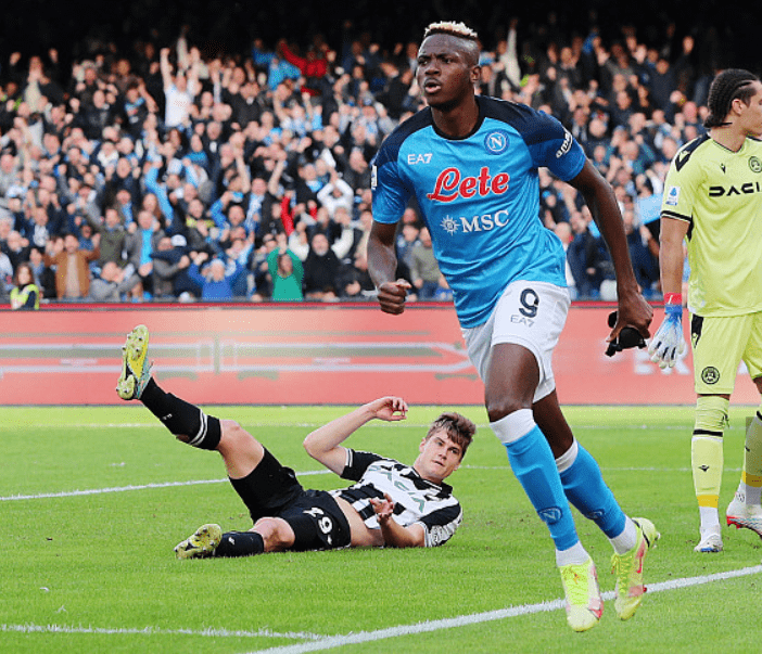 包含李盈莹赛后谦逊发言登热搜，拜仁慕尼黑险胜那不勒斯引发热议的词条